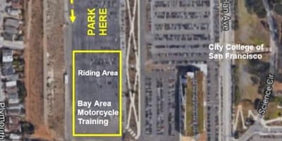 地図のSF二輪車駐車場